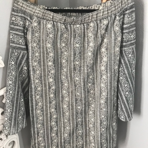 Off-The-Shoulder Lace Tent Dress - Picture 2 of 3